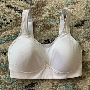 🍀 3/$30 C9 by Champion Maximum Support White Padded Sports Bra